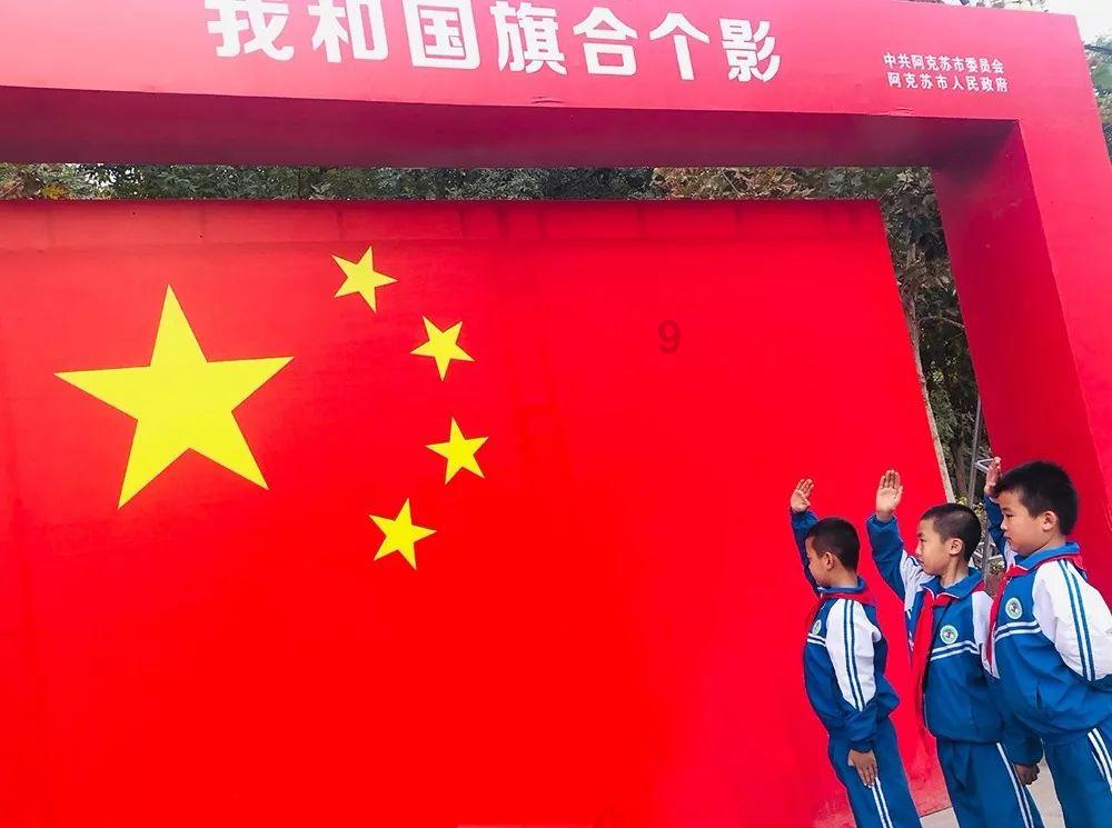 离婚后，夫妻已分割财产，男方有权把分割后的与前妻共同奋斗的财产给下一任还没过门的老婆吗？游戏画面